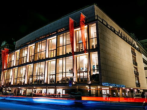 hamburgische-staatsoper-nachtscniklas-marc-heinecke