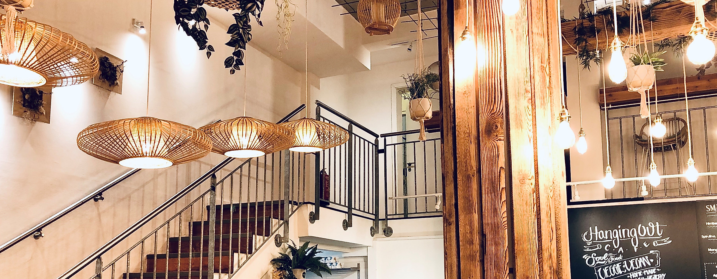 Hanging Out Café
