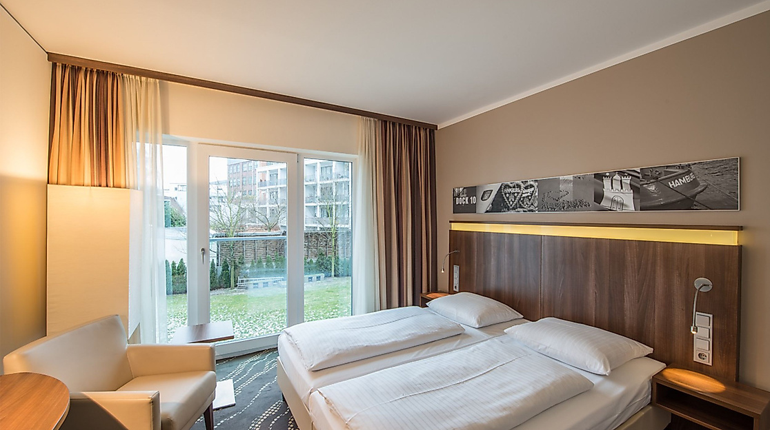 Heikotel - Hotel am Stadtpark Hamburg: Double room court side