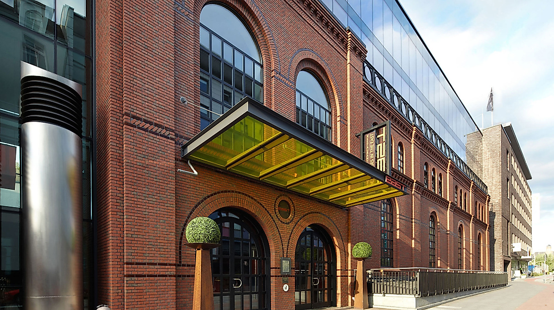 EAST Hotel Hamburg: Exterior view
