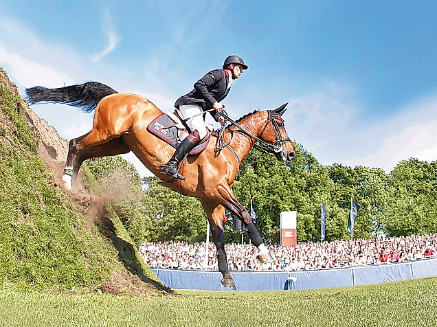 Derby2014 Titelmotiv Thieme 15x10(c)EN GARDE_Frieler