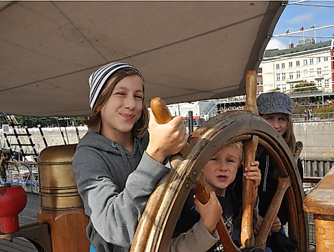 1441358123_AufMatrosenoh(c)stadterlebnishamburg1