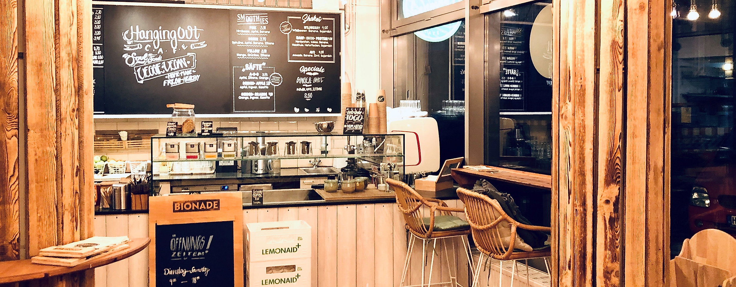 Hanging Out Café