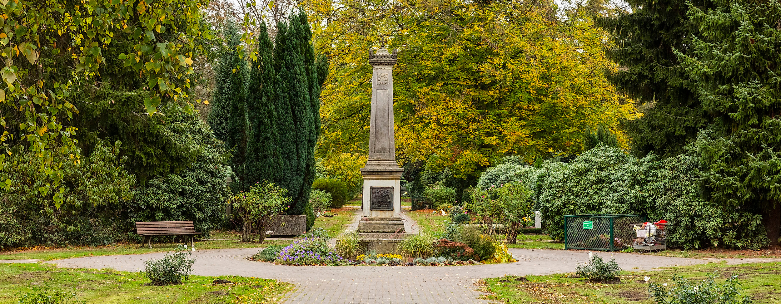 lee_maas_timo_sommer_hamburger_norden_friedhof_ohlsdorf_3000px_argb_331