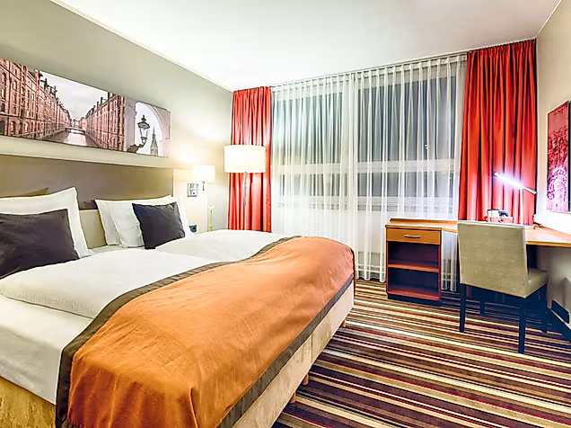 Hotel room Leonardo Hotel Hamburg City Nord