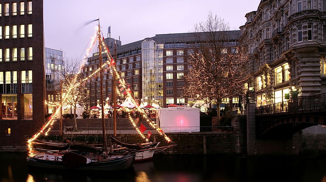 weihnachtsmarkt-fleetinsel_c-christian-bruch-11
