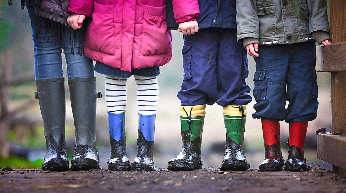 Kinderflohmarkt-Kinderkleidung-Shoppen-