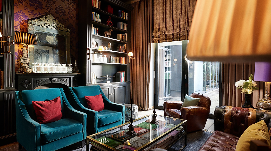 The George Hotel Hamburg: Library