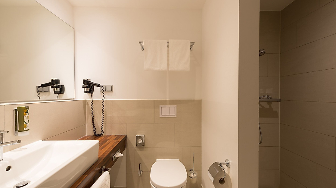 Heikotel - Hotel am Stadtpark Hamburg: Bathroom