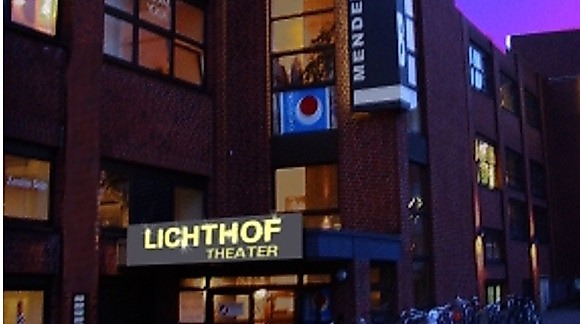 LICHTHOF aussen_cc_Matthias_Schulze-Kraft_580x370