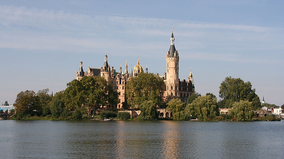 schweriner-schloss_c-pixabay-eastpak