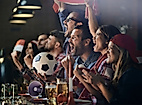 Zusammen Fußball gucken